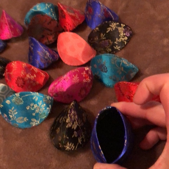 COPY - Choose one! Small “Fortune Cookie” jewelry holder just squeeze! Bundles! - Picture 4 of 8